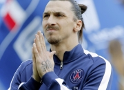 开云棋牌入口-末节马刺的团队风暴与欧文的个人神迹，两种唯一性的篮球哲学