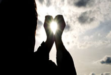 开云棋牌入口-独行侠血洗菲律宾男篮，浓眉统治全场：国际篮坛的震撼瞬间