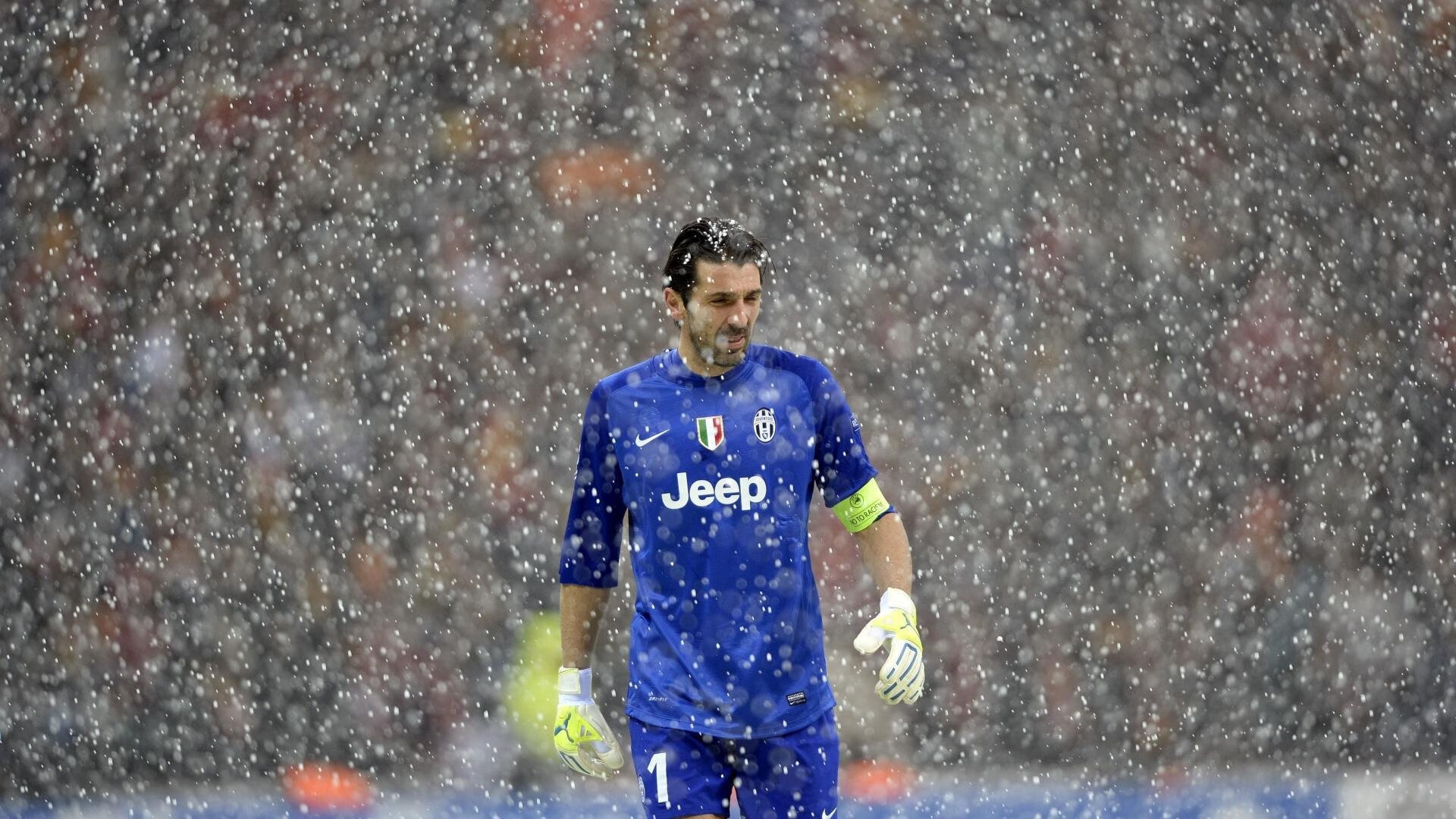 意甲焦点战外的焦点，波兰铁卫强行终结，多特蒙德欧冠梦碎记